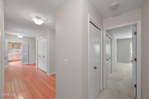 Tiny photo for 3241 Woodbrook Road, Toledo, OH 43617 (MLS # 10010491)
