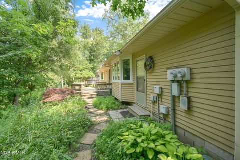 Tiny photo for 3241 Woodbrook Road, Toledo, OH 43617 (MLS # 10010491)