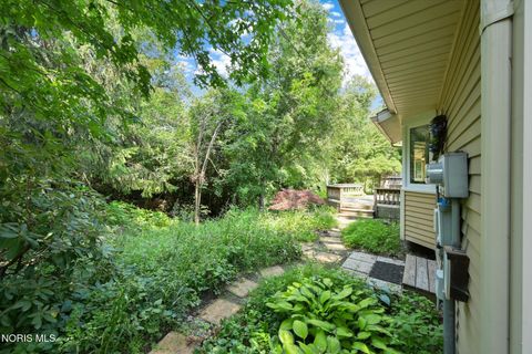 Tiny photo for 3241 Woodbrook Road, Toledo, OH 43617 (MLS # 10010491)