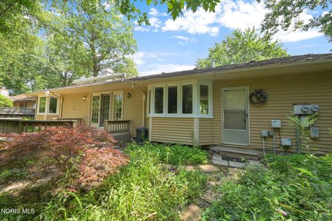 Tiny photo for 3241 Woodbrook Road, Toledo, OH 43617 (MLS # 10010491)