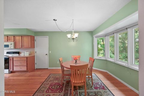 Tiny photo for 3241 Woodbrook Road, Toledo, OH 43617 (MLS # 10010491)