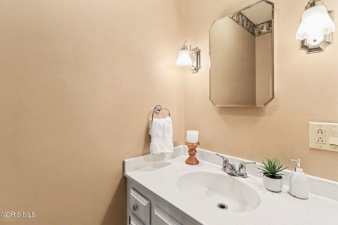 Tiny photo for 709 S Teachout Road, Curtice, OH 43412 (MLS # 10014141)