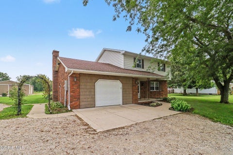 Tiny photo for 709 S Teachout Road, Curtice, OH 43412 (MLS # 10014141)