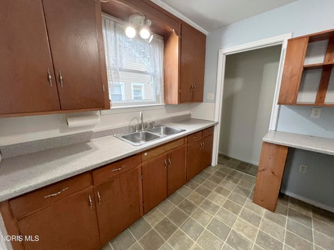 Tiny photo for 111 Pasadena Boulevard, Toledo, OH 43612 (MLS # 10013799)
