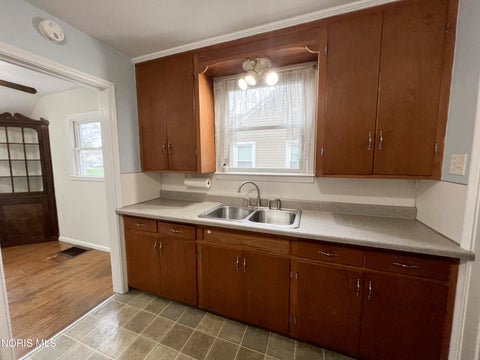 Tiny photo for 111 Pasadena Boulevard, Toledo, OH 43612 (MLS # 10013799)