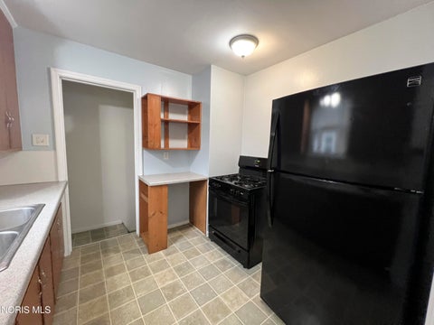Tiny photo for 111 Pasadena Boulevard, Toledo, OH 43612 (MLS # 10013799)