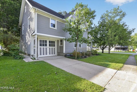 Tiny photo for 601 Louisiana Avenue, Perrysburg, OH 43551 (MLS # 10013079)