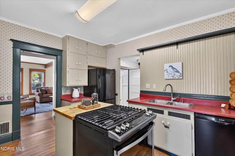 Tiny photo for 601 Louisiana Avenue, Perrysburg, OH 43551 (MLS # 10013079)