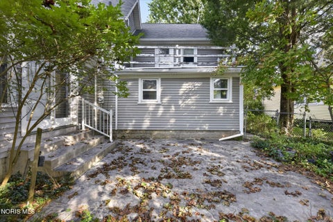 Tiny photo for 601 Louisiana Avenue, Perrysburg, OH 43551 (MLS # 10013079)