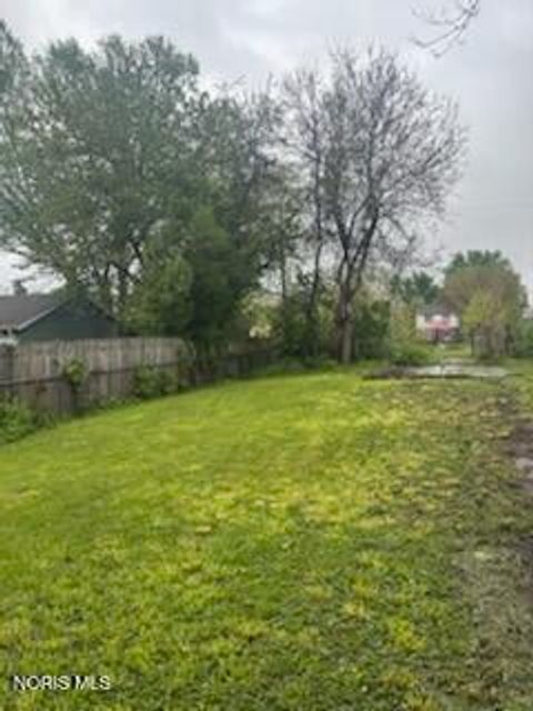 Tiny photo for 1341 Gordon Street, Toledo, OH 43609 (MLS # 10006998)