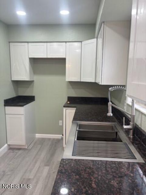 Tiny photo for 1341 Gordon Street, Toledo, OH 43609 (MLS # 10006998)