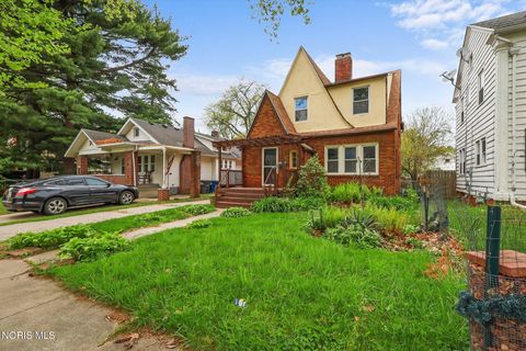 Tiny photo for 1356 Kepler Road, Toledo, OH 43612 (MLS # 10009026)