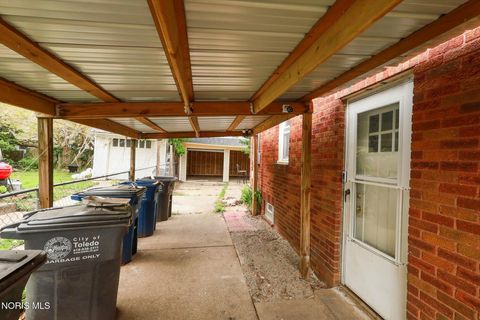 Tiny photo for 1356 Kepler Road, Toledo, OH 43612 (MLS # 10009026)