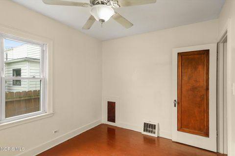 Tiny photo for 1356 Kepler Road, Toledo, OH 43612 (MLS # 10009026)