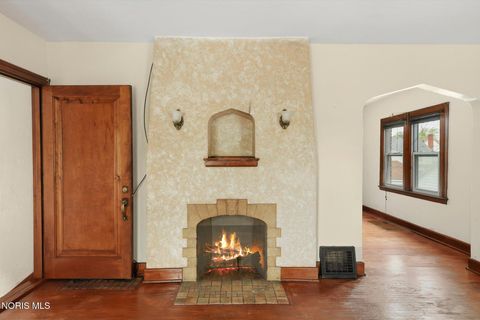 Tiny photo for 1356 Kepler Road, Toledo, OH 43612 (MLS # 10009026)