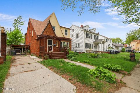 Tiny photo for 1356 Kepler Road, Toledo, OH 43612 (MLS # 10009026)
