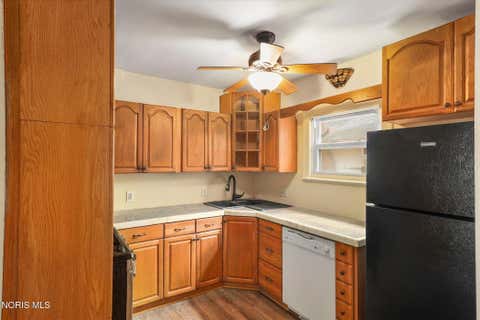 Tiny photo for 1356 Kepler Road, Toledo, OH 43612 (MLS # 10009026)