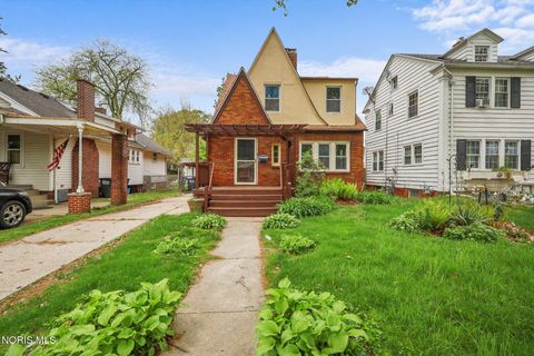 Tiny photo for 1356 Kepler Road, Toledo, OH 43612 (MLS # 10009026)