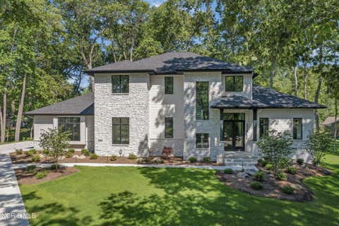 Photo of 4864 Cinnamon Lane, Sylvania, OH 43560 (MLS # 10008936)