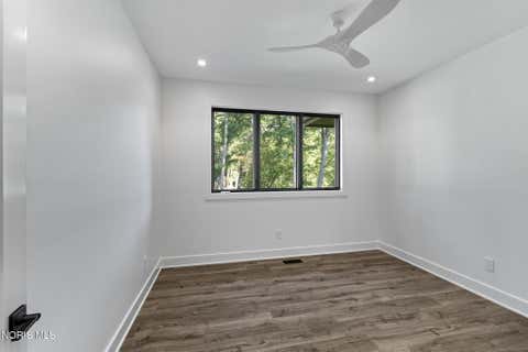 Tiny photo for 4864 Cinnamon Lane, Sylvania, OH 43560 (MLS # 10008936)