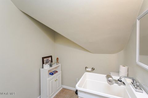 Tiny photo for 2906 Powhattan Parkway, Toledo, OH 43606 (MLS # 10006671)