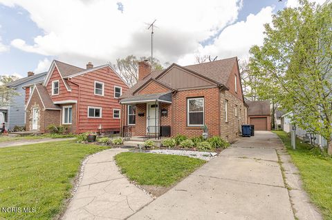 Tiny photo for 2906 Powhattan Parkway, Toledo, OH 43606 (MLS # 10006671)