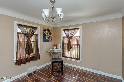 Tiny photo for 2906 Powhattan Parkway, Toledo, OH 43606 (MLS # 10006671)