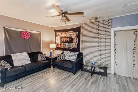 Tiny photo for 526 Cincinnati Street, Toledo, OH 43611 (MLS # 10003294)