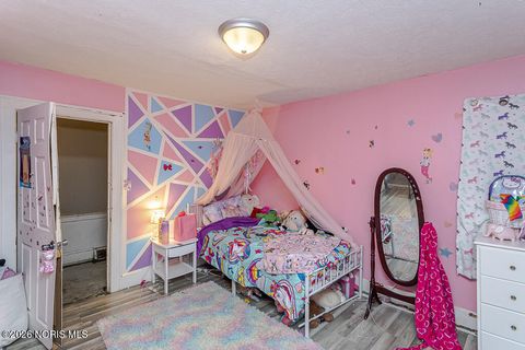 Tiny photo for 526 Cincinnati Street, Toledo, OH 43611 (MLS # 10003294)