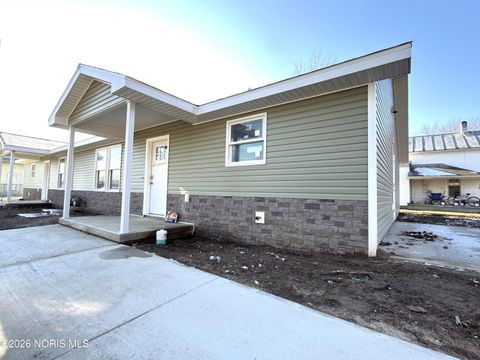 Tiny photo for 218 Union Street, Defiance, OH 43512 (MLS # 10002962)