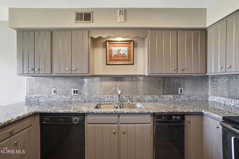 Tiny photo for 29610 Gleneagles Road # 45c, Perrysburg, OH 43551 (MLS # 10005164)