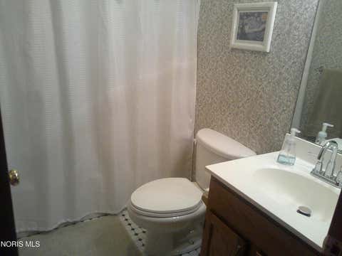 Tiny photo for 2408 Fawn Hollow Road, Toledo, OH 43617 (MLS # 10008835)
