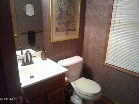 Tiny photo for 2408 Fawn Hollow Road, Toledo, OH 43617 (MLS # 10008835)