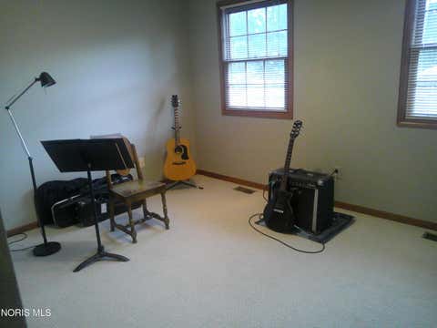 Tiny photo for 2408 Fawn Hollow Road, Toledo, OH 43617 (MLS # 10008835)