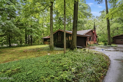 Tiny photo for 16170 Beechwood Road, Findlay, OH 45840 (MLS # 10011819)