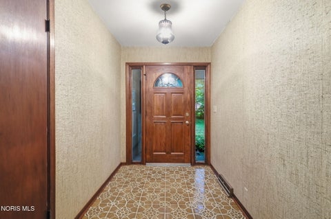 Tiny photo for 16170 Beechwood Road, Findlay, OH 45840 (MLS # 10011819)