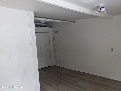 Tiny photo for 408 Clinton Street, Maumee, OH 43537 (MLS # 10002103)