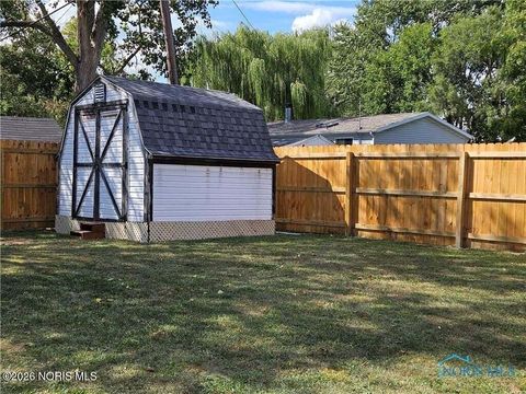 Tiny photo for 12378 Lincoln Boulevard, Perrysburg, OH 43551 (MLS # 10003071)