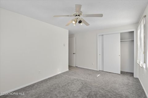 Tiny photo for 404 Oakwood Court, Bryan, OH 43506 (MLS # 10003304)