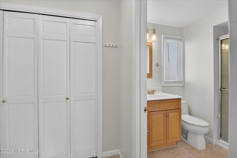 Tiny photo for 404 Oakwood Court, Bryan, OH 43506 (MLS # 10003304)