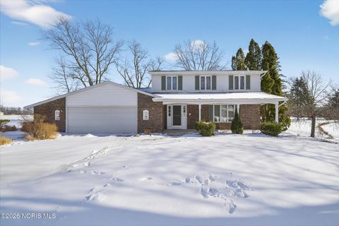Tiny photo for 404 Oakwood Court, Bryan, OH 43506 (MLS # 10003304)