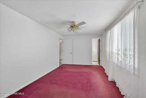 Tiny photo for 404 Oakwood Court, Bryan, OH 43506 (MLS # 10003304)