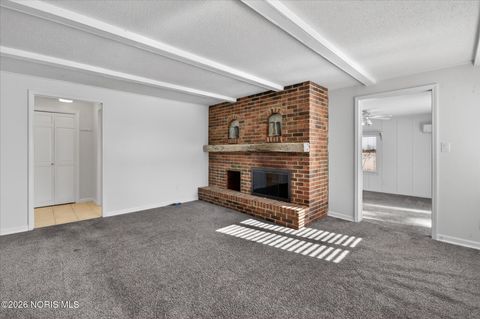 Tiny photo for 404 Oakwood Court, Bryan, OH 43506 (MLS # 10003304)