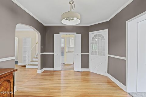 Tiny photo for 2907 Goddard Road, Toledo, OH 43606 (MLS # 10011064)
