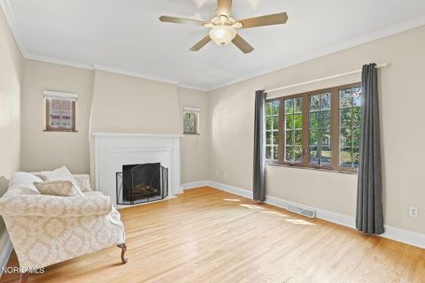 Tiny photo for 2907 Goddard Road, Toledo, OH 43606 (MLS # 10011064)