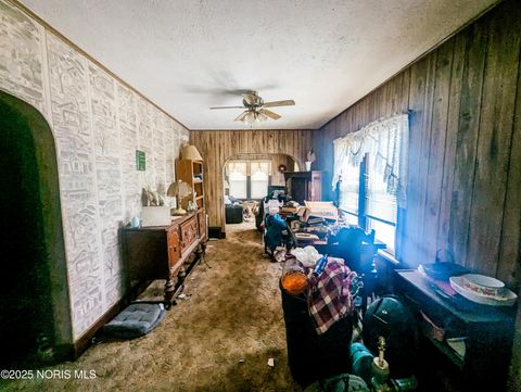 Tiny photo for 214 E 6th Street, Fostoria, OH 44830 (MLS # 10002170)