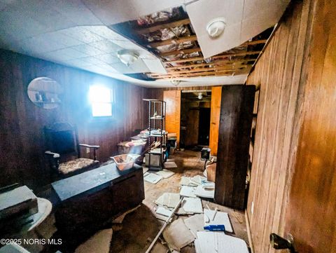 Tiny photo for 214 E 6th Street, Fostoria, OH 44830 (MLS # 10002170)