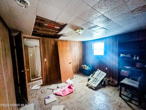 Tiny photo for 214 E 6th Street, Fostoria, OH 44830 (MLS # 10002170)