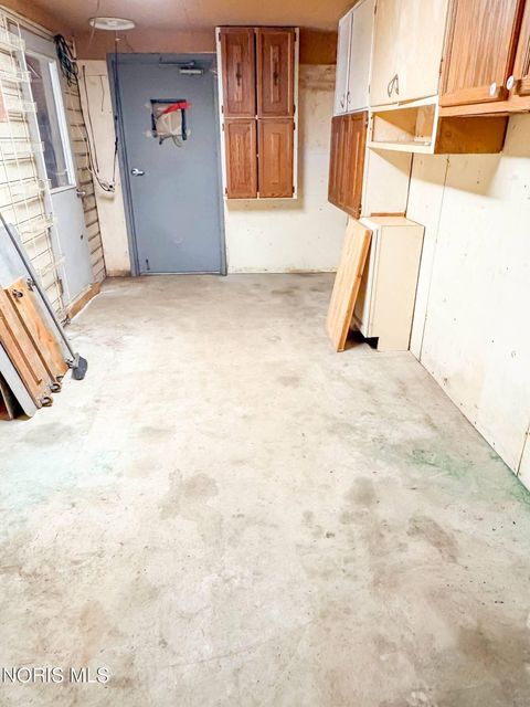Tiny photo for 3243 S Eastmoreland Drive, Oregon, OH 43616 (MLS # 10007391)