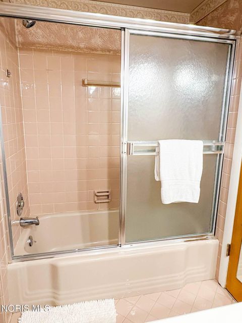 Tiny photo for 3243 S Eastmoreland Drive, Oregon, OH 43616 (MLS # 10007391)